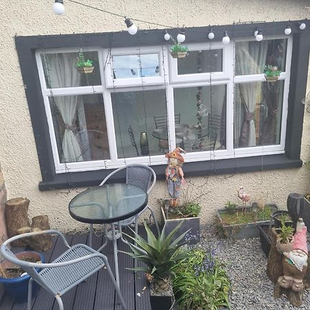 Nanny Bambi'S Highland Hoose Daire Inverness Oda fotoğraf